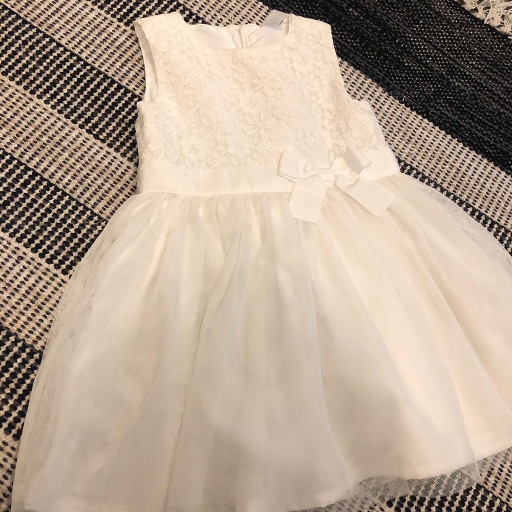 Carter’s white Lace dress 24 months